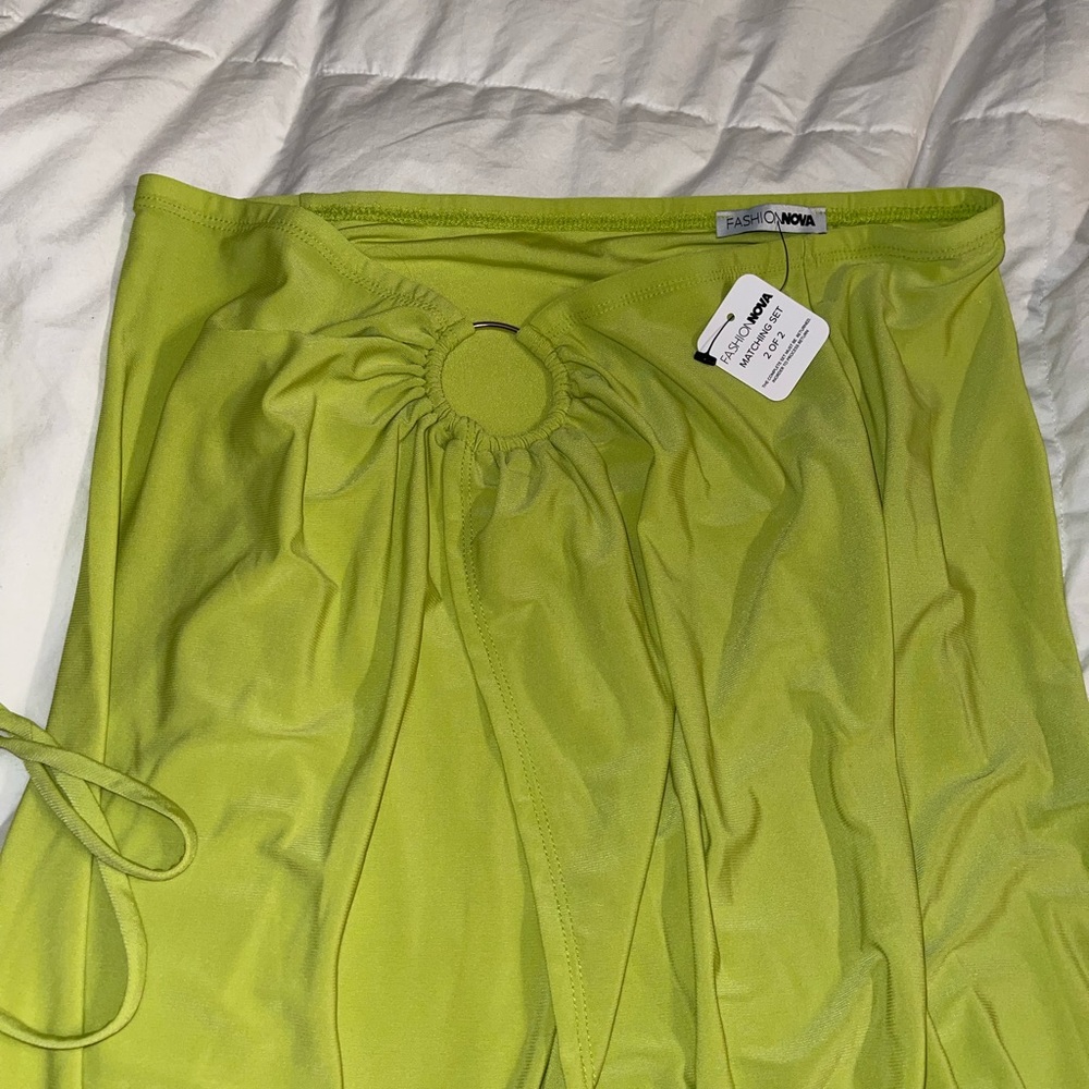 Green set - Picture 3 of 3